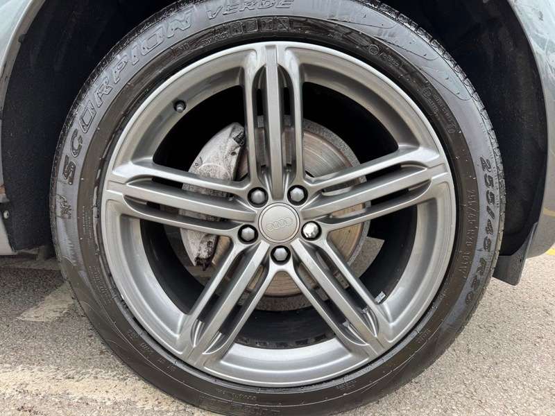 2015 AUDI Q5 2015 AUDI Q5