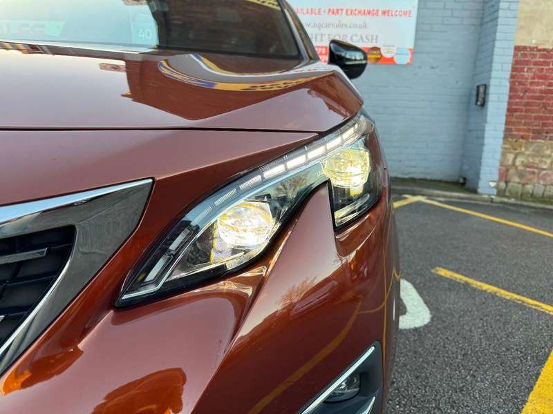 2019 PEUGEOT 3008 2019 PEUGEOT 3008