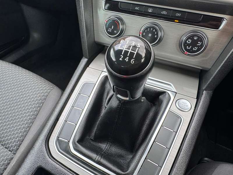 2015 VOLKSWAGEN PASSAT 2015 VOLKSWAGEN PASSAT