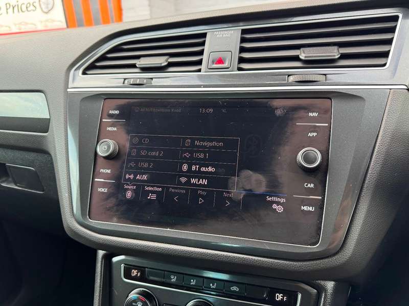 2018 VOLKSWAGEN TIGUAN 2018 VOLKSWAGEN TIGUAN