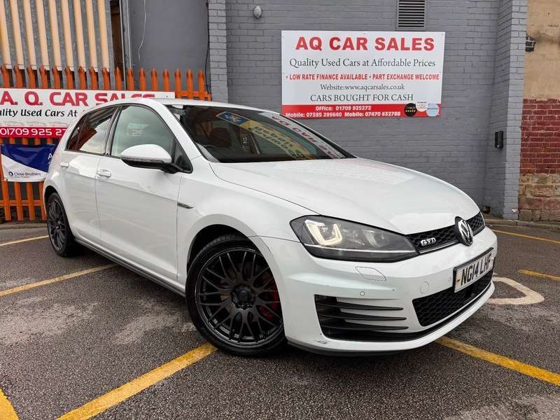 A 2014 VOLKSWAGEN GOLF GTD A 2014 VOLKSWAGEN GOLF GTD