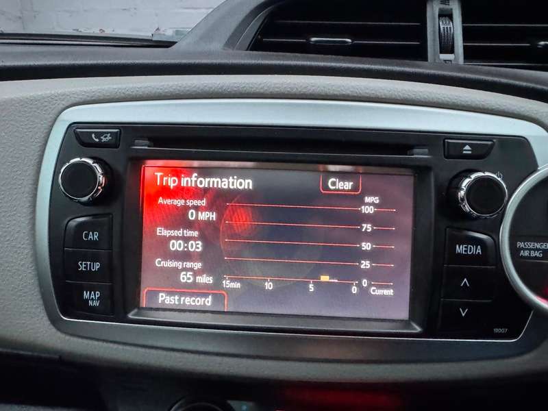 2013 TOYOTA YARIS 2013 TOYOTA YARIS