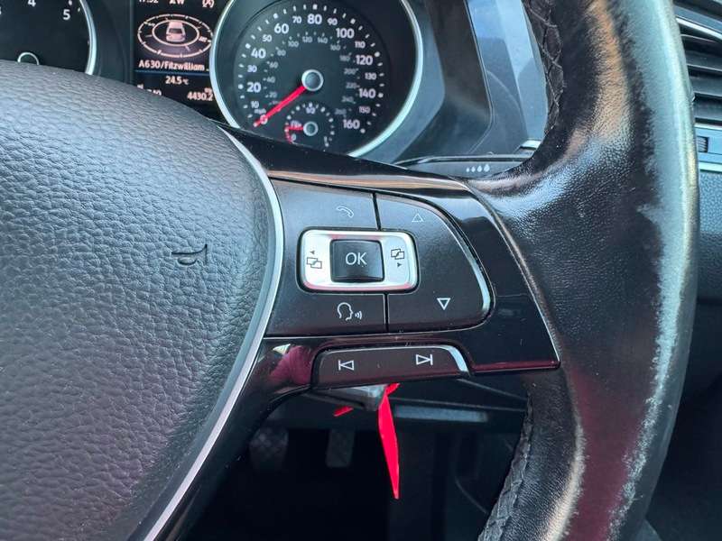 2018 VOLKSWAGEN TIGUAN 2018 VOLKSWAGEN TIGUAN