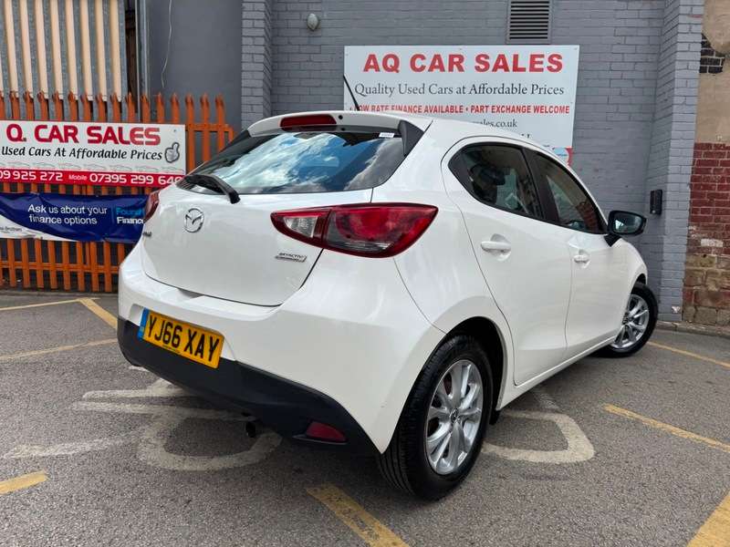 A 2016 MAZDA MAZDA 2 SE-L A 2016 MAZDA MAZDA 2 SE-L