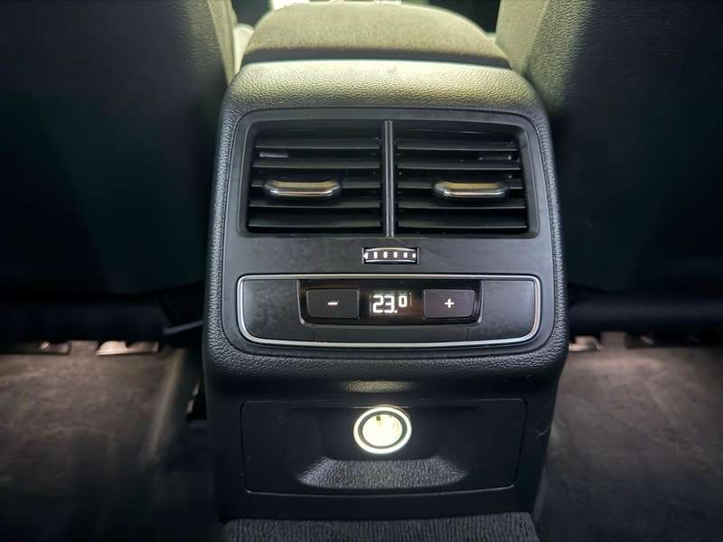 2017 AUDI A4 2017 AUDI A4