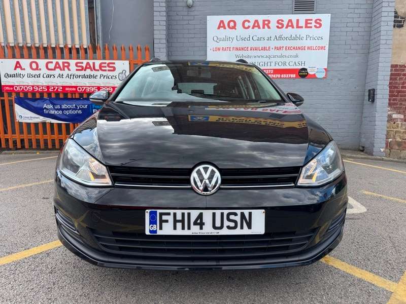 A 2014 VOLKSWAGEN GOLF S TSI BLUEMOTION TECHNOLOGY A 2014 VOLKSWAGEN GOLF S TSI BLUEMOTION TECHNOLOGY
