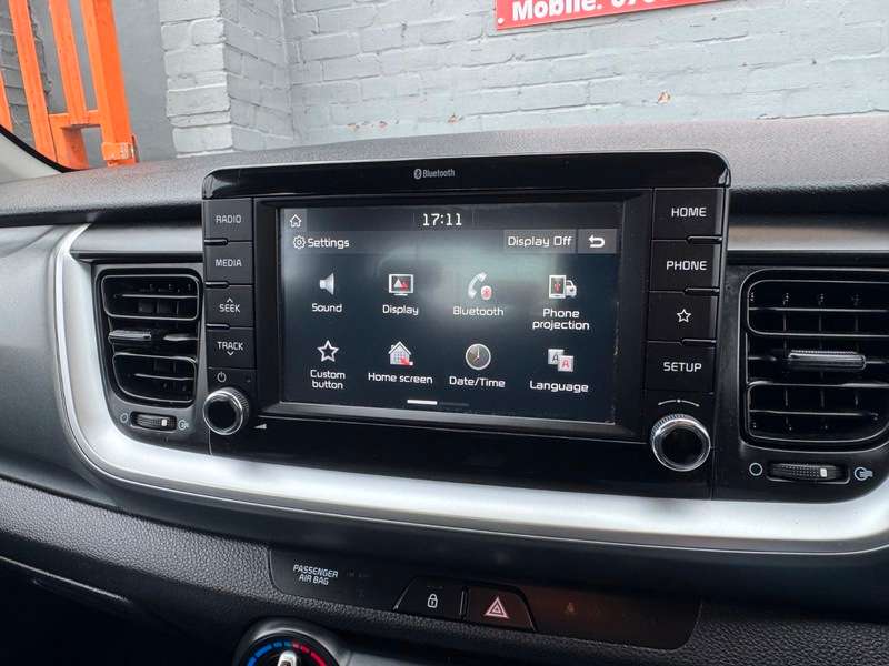 2019 KIA STONIC 2019 KIA STONIC
