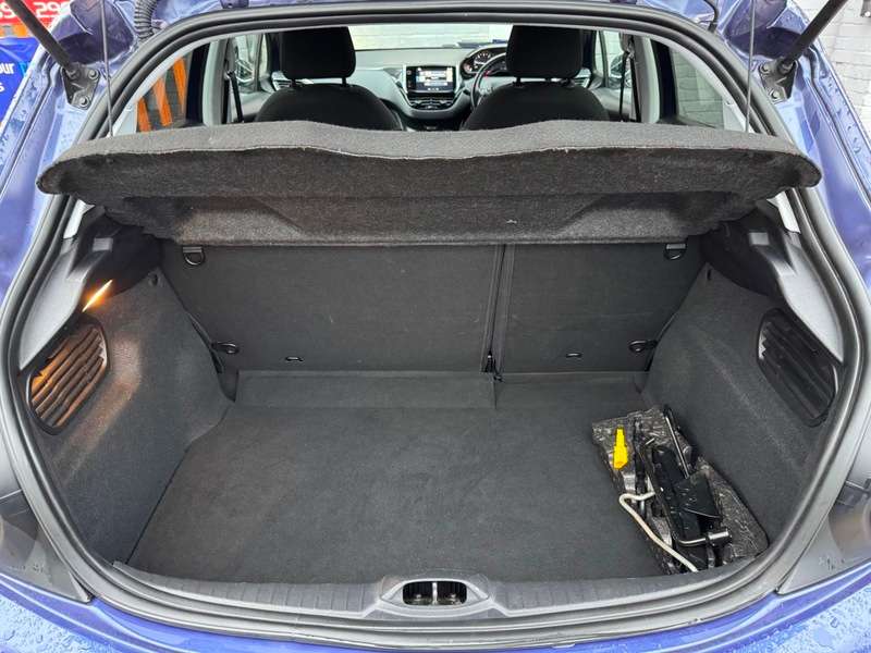 2016 PEUGEOT 208 2016 PEUGEOT 208