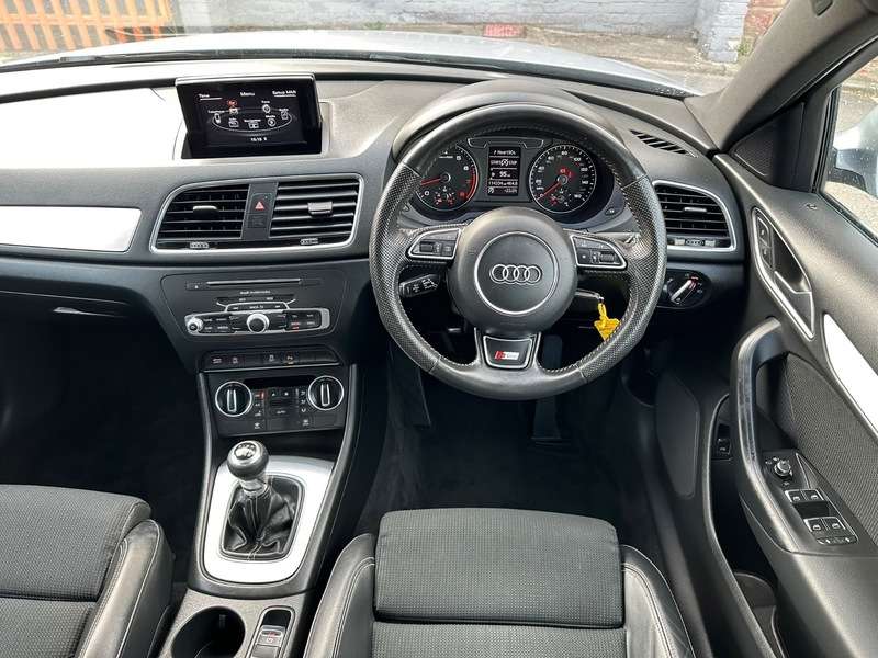 2018 AUDI Q3 2018 AUDI Q3