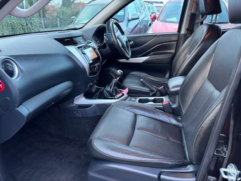 2016 NISSAN NAVARA 2016 NISSAN NAVARA