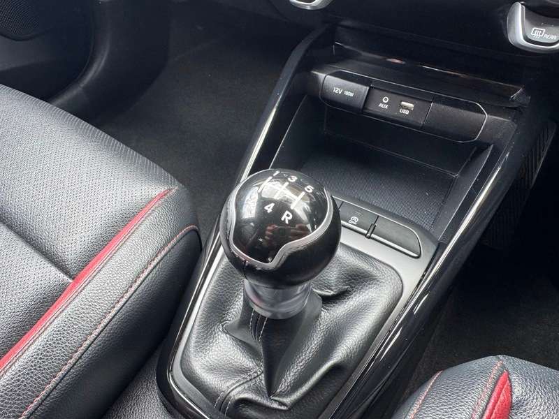 2017 KIA RIO 2017 KIA RIO