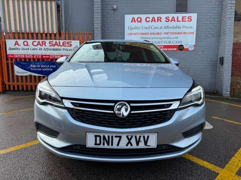 A 2017 VAUXHALL ASTRA DESIGN A 2017 VAUXHALL ASTRA DESIGN