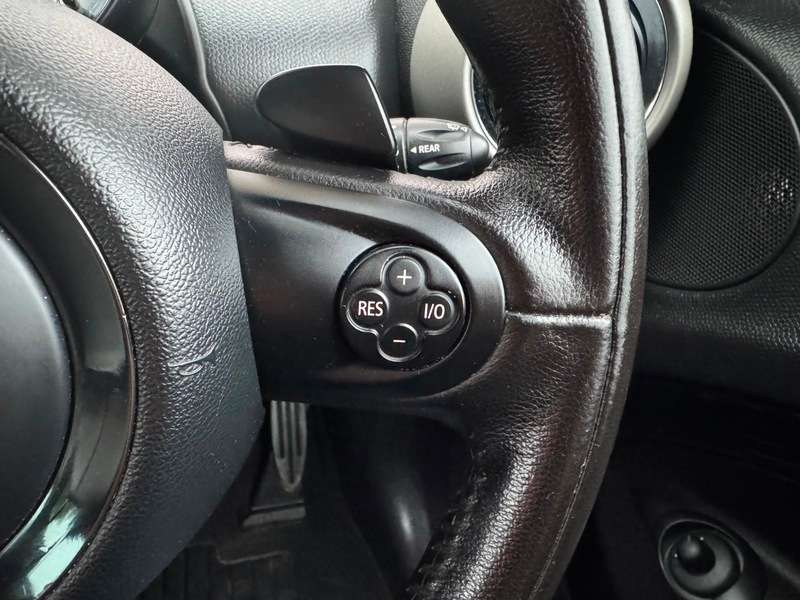 2011 MINI COUNTRYMAN 2011 MINI COUNTRYMAN