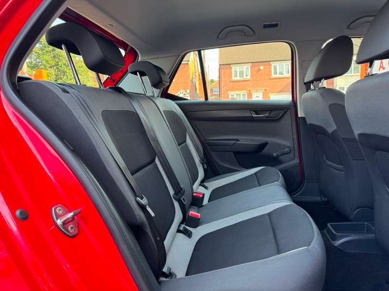 2015 SKODA FABIA 2015 SKODA FABIA