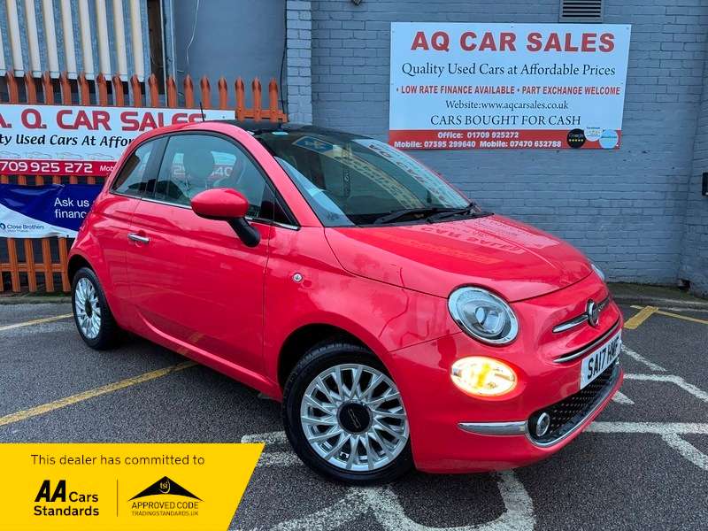 A 2017 FIAT 500 LOUNGE A 2017 FIAT 500 LOUNGE