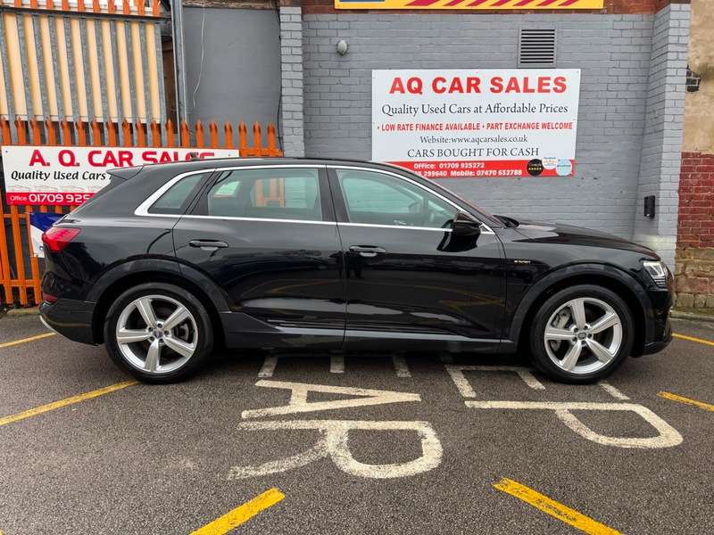 2020 AUDI E-TRON 2020 AUDI E-TRON