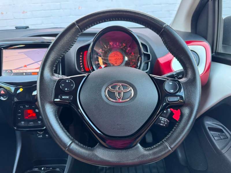 2017 TOYOTA AYGO 2017 TOYOTA AYGO