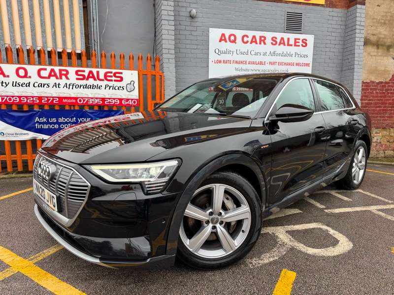 A 2020 AUDI E-TRON QUATTRO TECHNIK A 2020 AUDI E-TRON QUATTRO TECHNIK