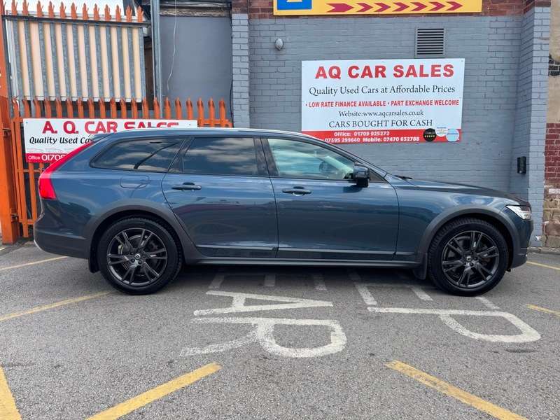 2018 VOLVO V90 2018 VOLVO V90