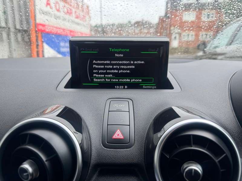 2015 AUDI A1 2015 AUDI A1