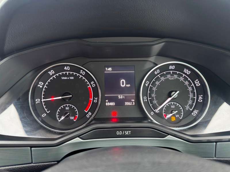 2019 SKODA SUPERB 2019 SKODA SUPERB