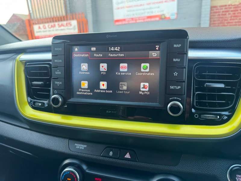 2018 KIA STONIC 2018 KIA STONIC