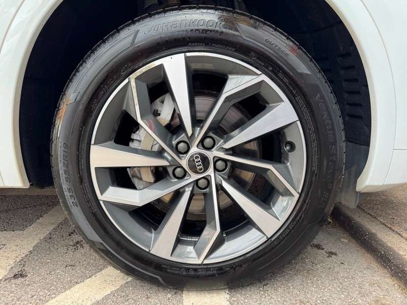 2021 AUDI Q5 2021 AUDI Q5