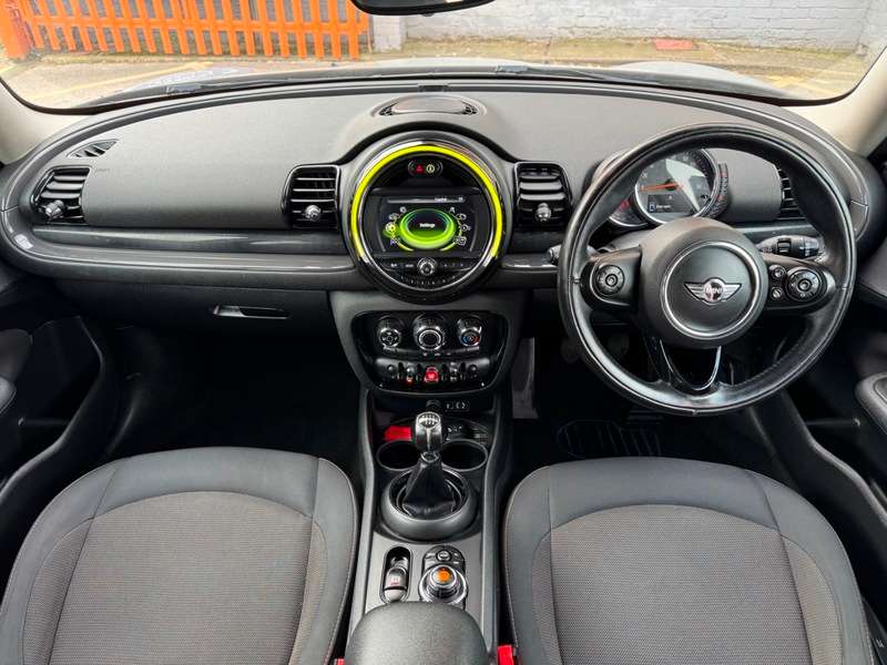 2017 MINI CLUBMAN 2017 MINI CLUBMAN