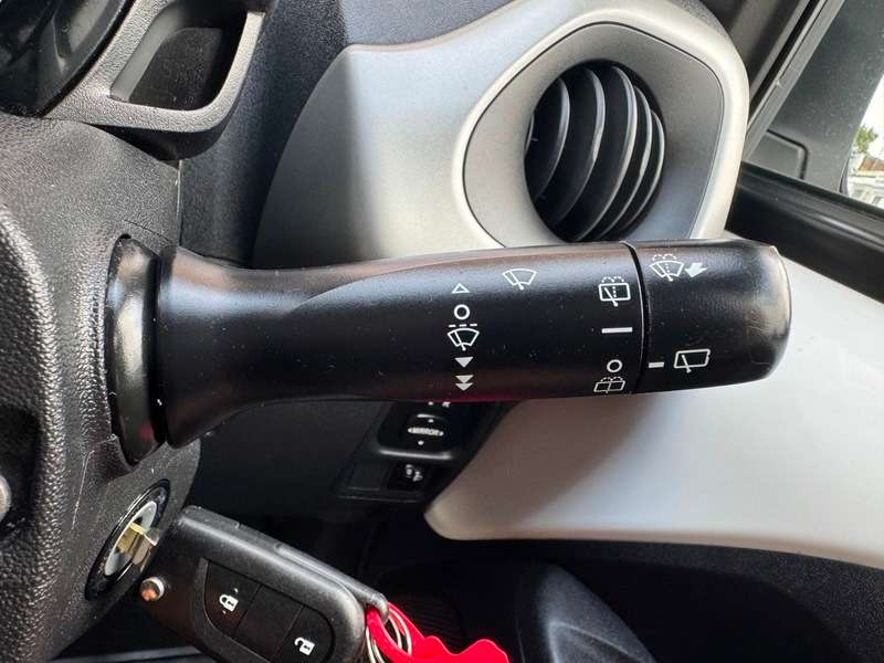 2017 TOYOTA AYGO 2017 TOYOTA AYGO