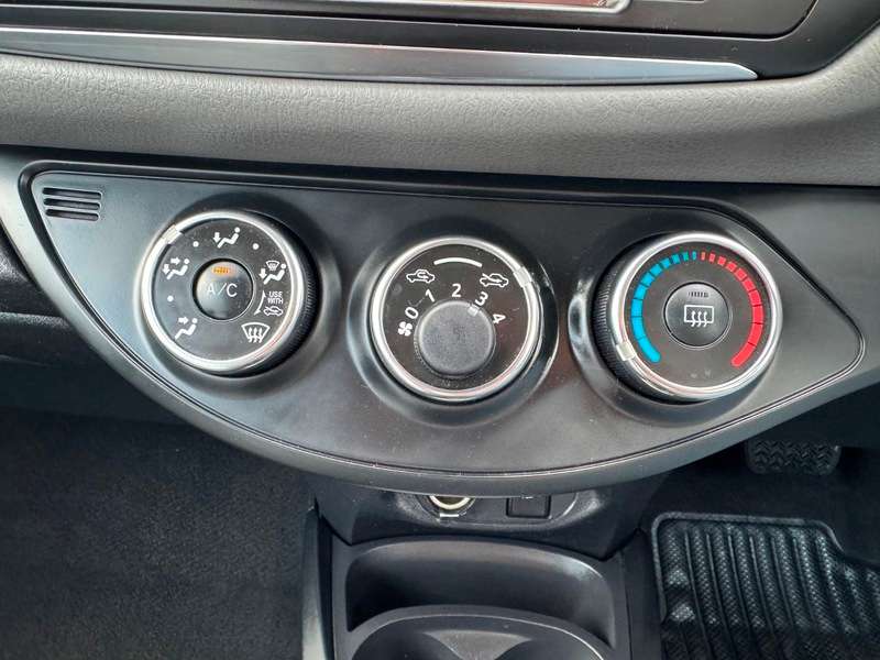2015 TOYOTA YARIS 2015 TOYOTA YARIS