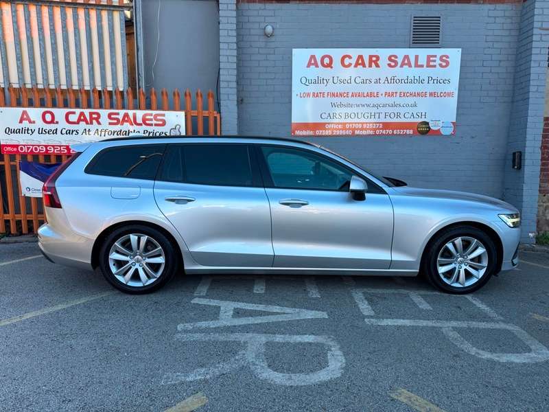 2018 VOLVO V60 2018 VOLVO V60
