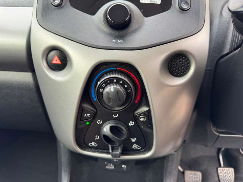 2016 TOYOTA AYGO 2016 TOYOTA AYGO