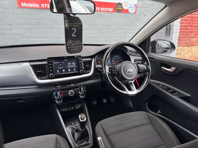2019 KIA STONIC 2019 KIA STONIC