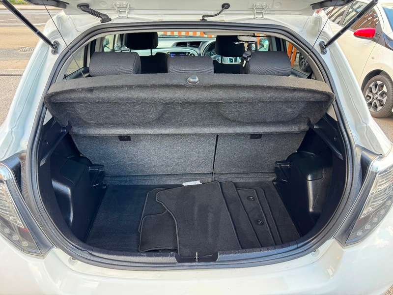 2012 TOYOTA YARIS 2012 TOYOTA YARIS