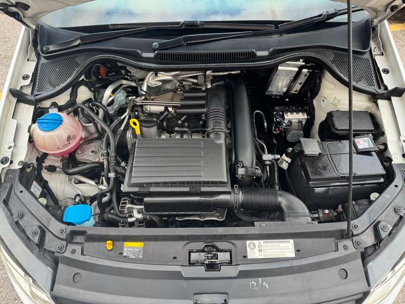 2015 VOLKSWAGEN POLO 2015 VOLKSWAGEN POLO