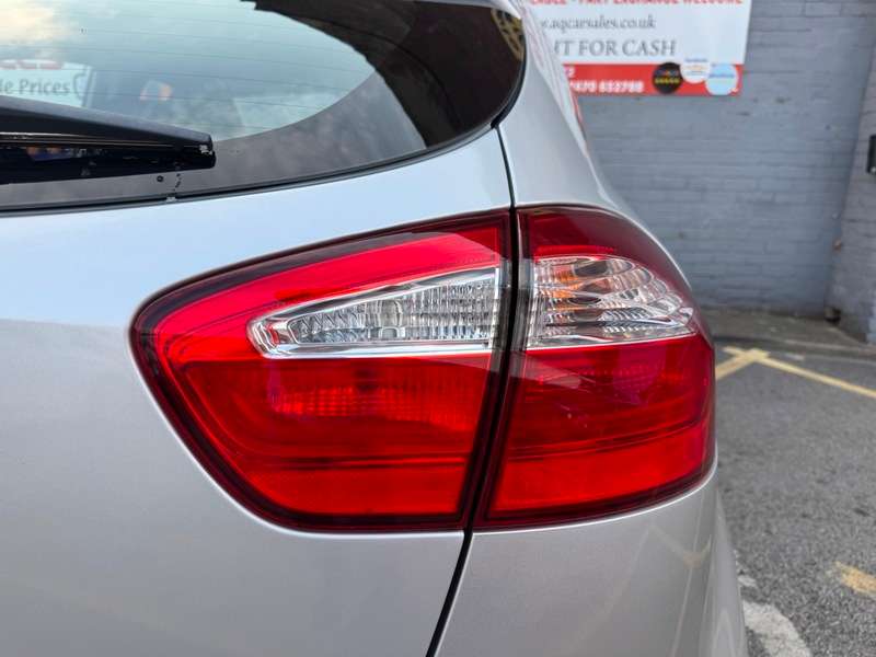 2014 KIA RIO 2014 KIA RIO