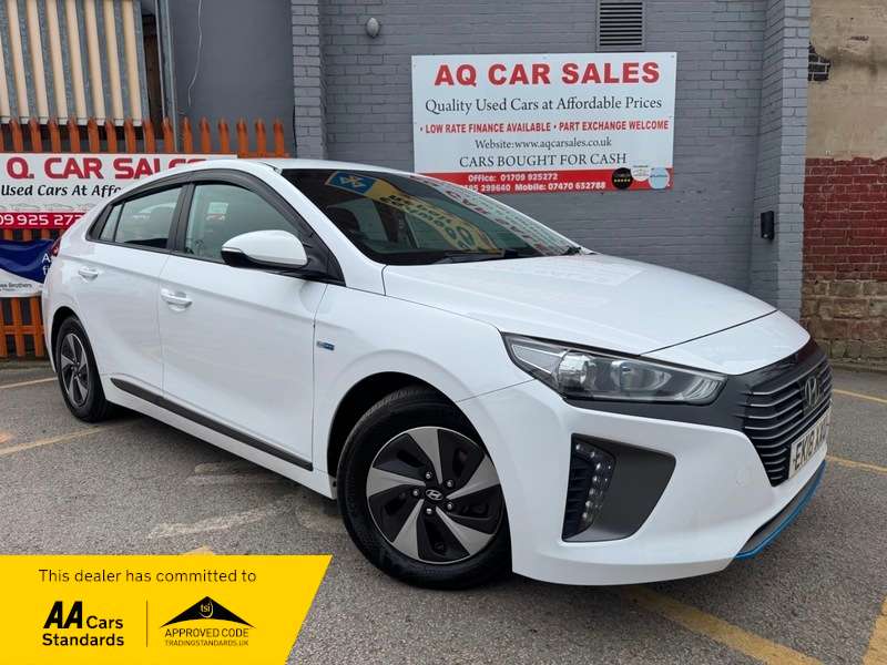 A 2018 HYUNDAI IONIQ SE A 2018 HYUNDAI IONIQ SE