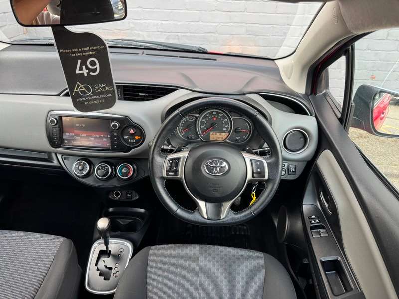 2015 TOYOTA YARIS 2015 TOYOTA YARIS