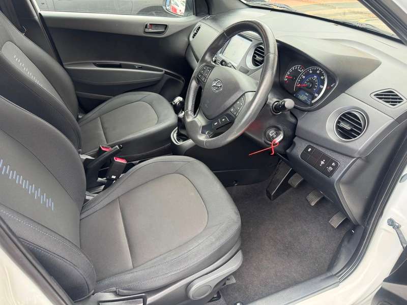 2018 HYUNDAI I10 2018 HYUNDAI I10