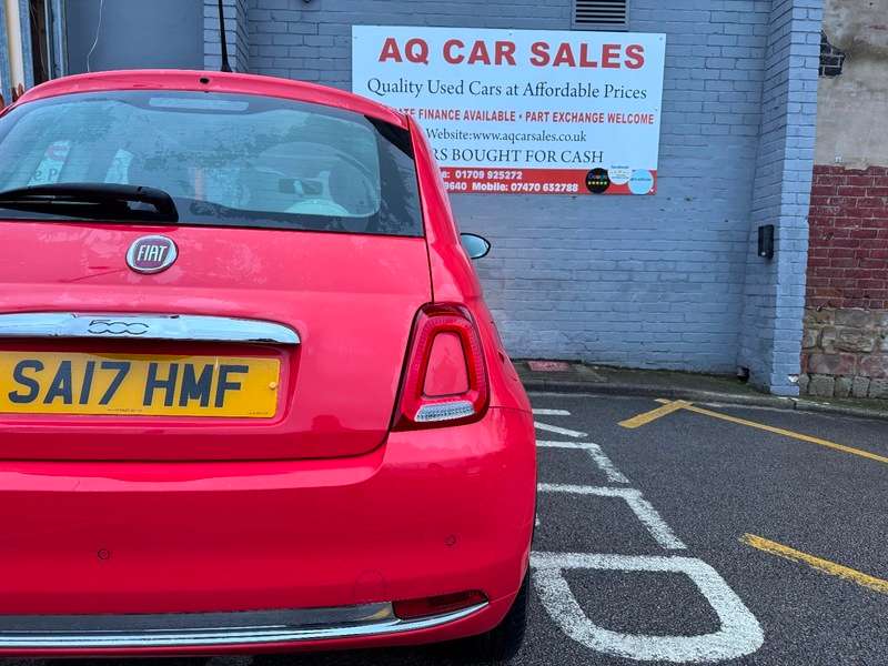 2017 FIAT 500 2017 FIAT 500