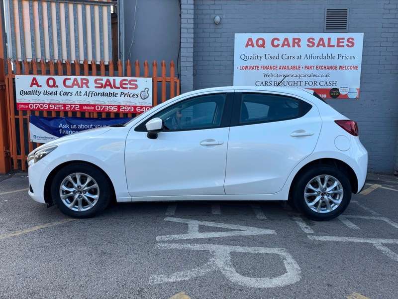 A 2016 MAZDA MAZDA 2 SE-L A 2016 MAZDA MAZDA 2 SE-L