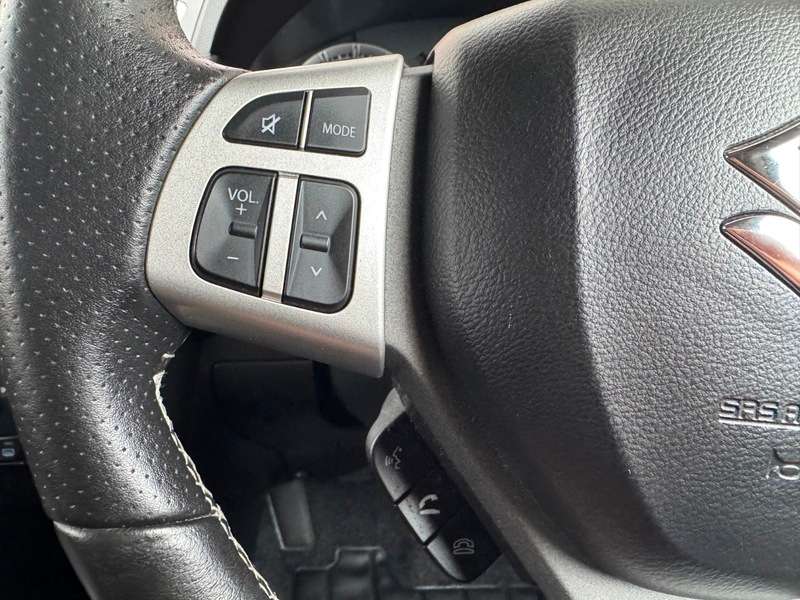 2016 SUZUKI SWIFT 2016 SUZUKI SWIFT