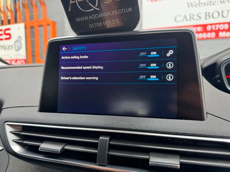 2017 PEUGEOT 3008 2017 PEUGEOT 3008