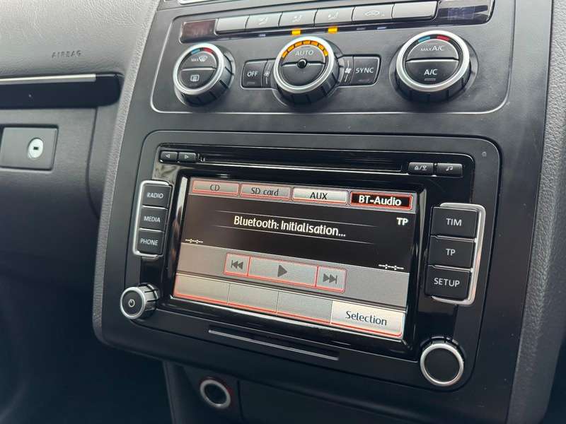 2014 VOLKSWAGEN TOURAN 2014 VOLKSWAGEN TOURAN