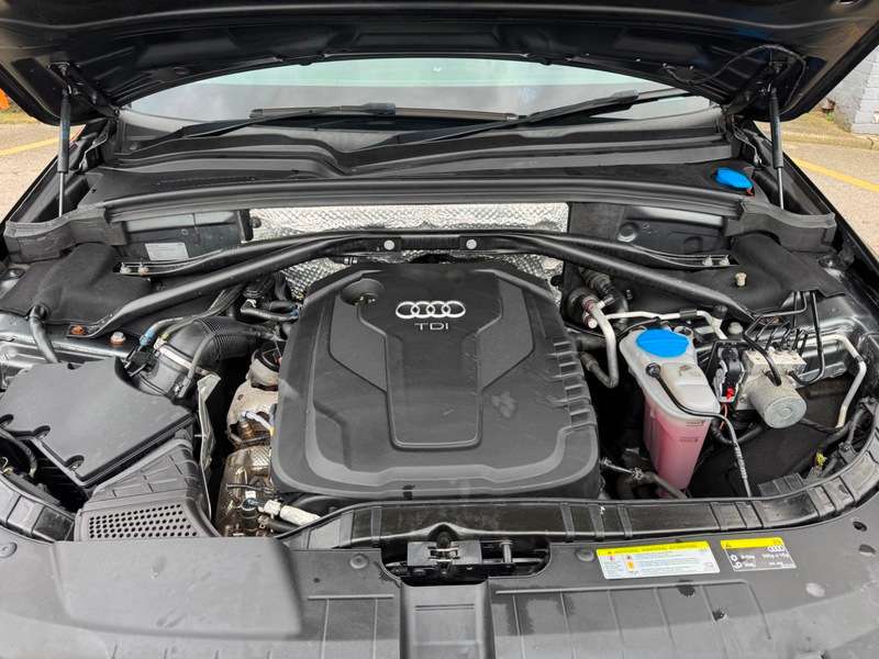 2015 AUDI Q5 2015 AUDI Q5