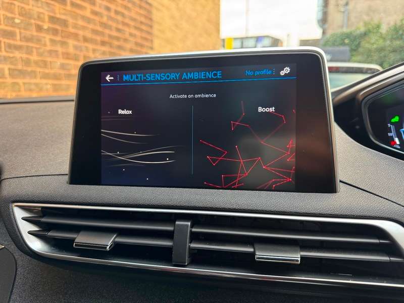 2019 PEUGEOT 3008 2019 PEUGEOT 3008