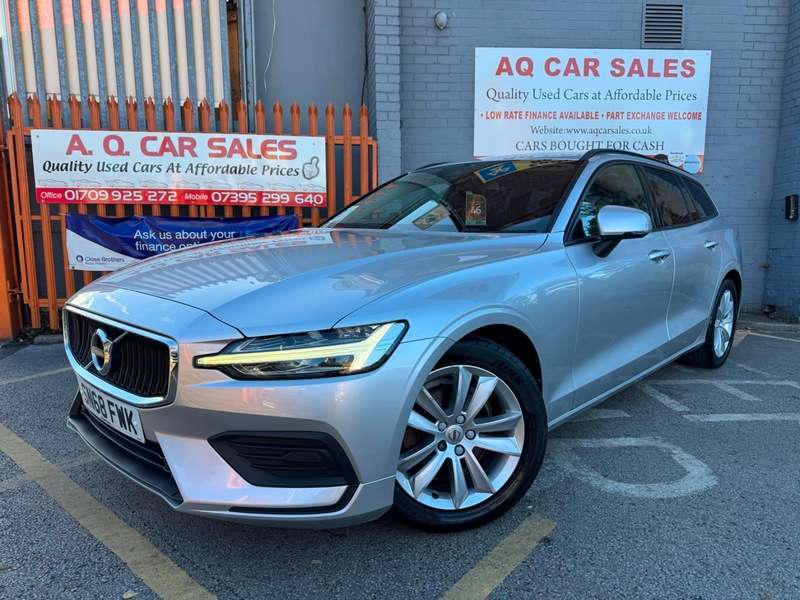 A 2018 VOLVO V60 D3 MOMENTUM A 2018 VOLVO V60 D3 MOMENTUM