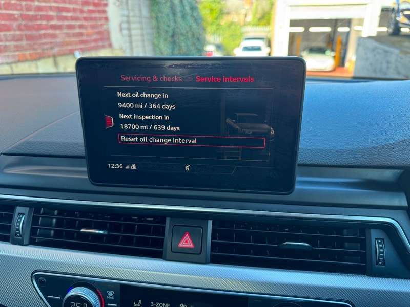 2016 AUDI A4 2016 AUDI A4