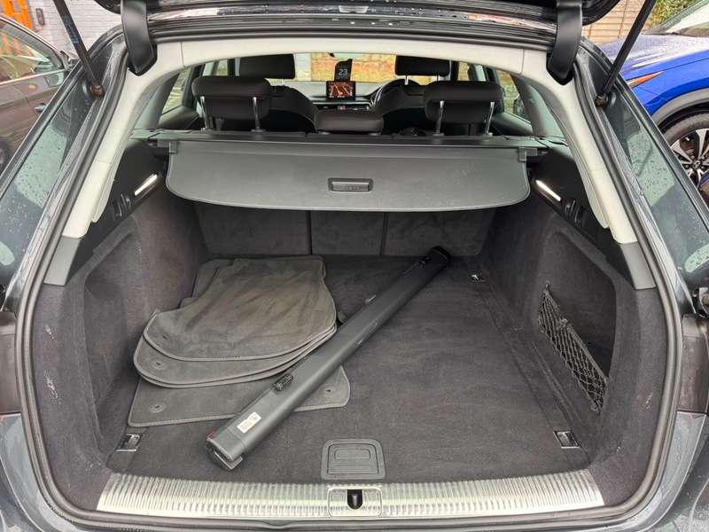 2017 AUDI A4 2017 AUDI A4