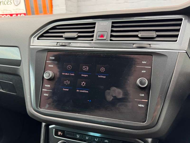 2018 VOLKSWAGEN TIGUAN 2018 VOLKSWAGEN TIGUAN